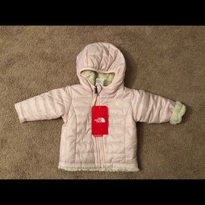 The North Face Reversible Mossbud Swirl Jacket